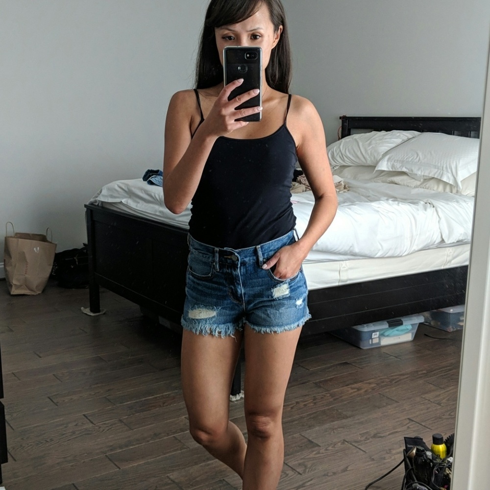 NWOT Bullhead High Rise Denim Shorts Size 24
